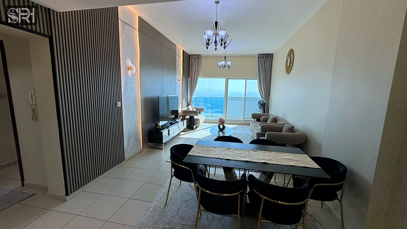 Furnished luxury apartment for sale in Ajman, 1750 sqft, 2 master bedrooms, living room, kitchen,2 bathrooms, ready to move in, priced at AED 660,00063866307156995110
