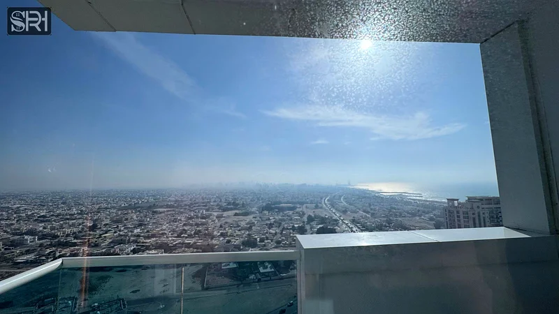 Furnished luxury apartment for sale in Ajman, 1750 sqft, 2 master bedrooms, living room, kitchen,2 bathrooms, ready to move in, priced at AED 660,00063866307156995112
