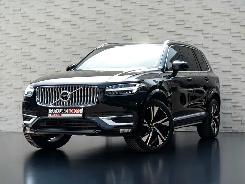 VOLVO XC90 • B5 PLUS BRIGHT • ONLY 14,000 KM’s • UNDER OFFICIAL VOLVO AGENCY WARRANTY • PRISTINE633984806910751114