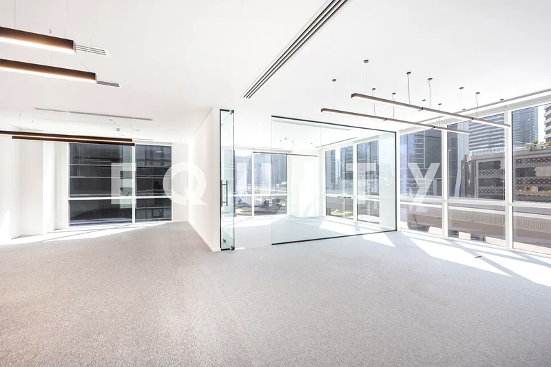 Ready ROI | 5 Parking Spaces | Corner Office63826858672514111