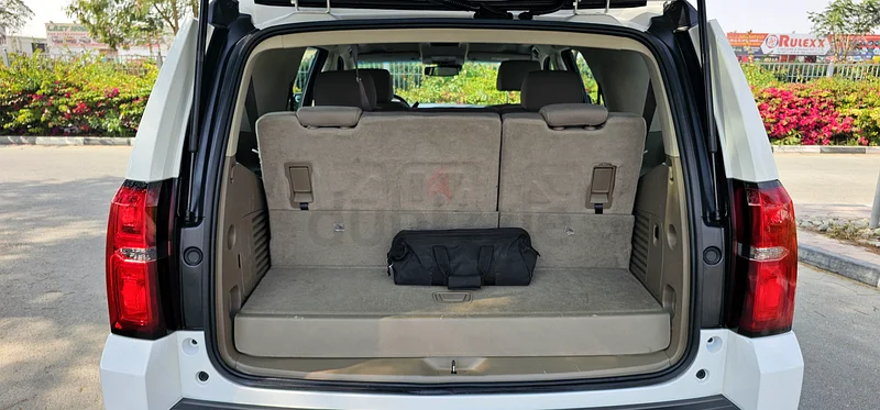 CHEVROLET TAHOE LT 4X4 MODEL 2018 G.C.C ACCIDENT FREE ORIGINAL PAINT KM 15000063398565465218114