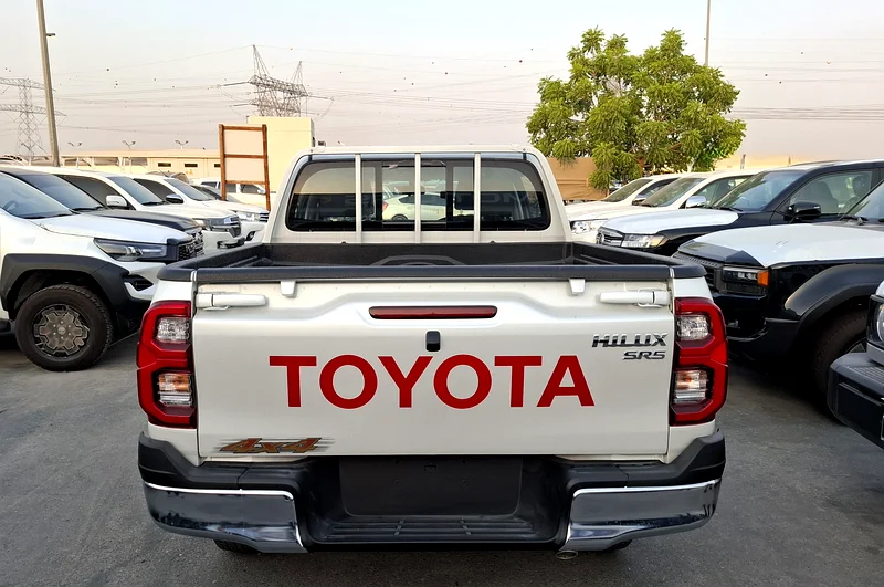 Toyota Hilux Hilux SR5 2.7L 2025 White MT PUSH STRT. Full Petrol (Export Only)63401311681923113