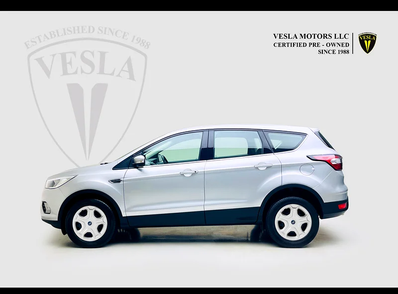 تمويل داخلي / 750 درهم شهريًا / نظام ملاحة + كاميرا + Apple CarPlay + تحكم تلقائي بالسرعة / ضمان63231164056193113