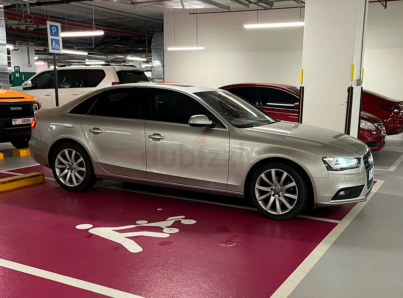 Audi A4 2L GCC63398611026051113