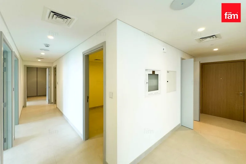 09 LAYOUT | PRICE REDUCED NOW | SEA & PARK VIEW64026244624259114