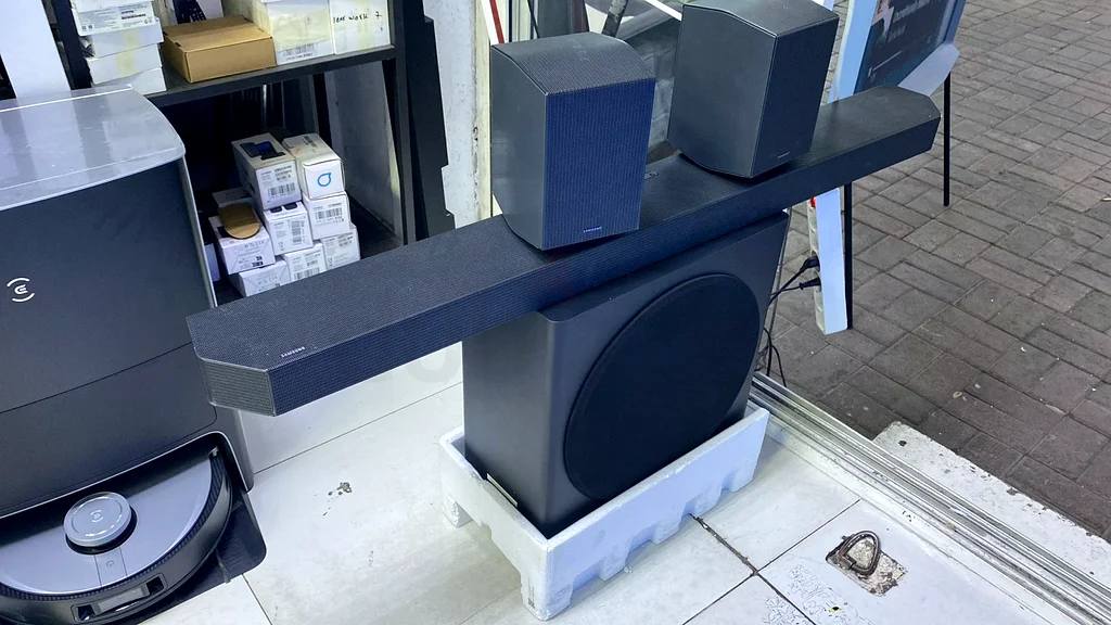 Samsung 9 1 4 Ch Wireless Soundbar - dolby theater map