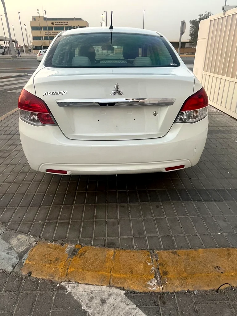 Mitsubishi Attrage 201963398591724034113