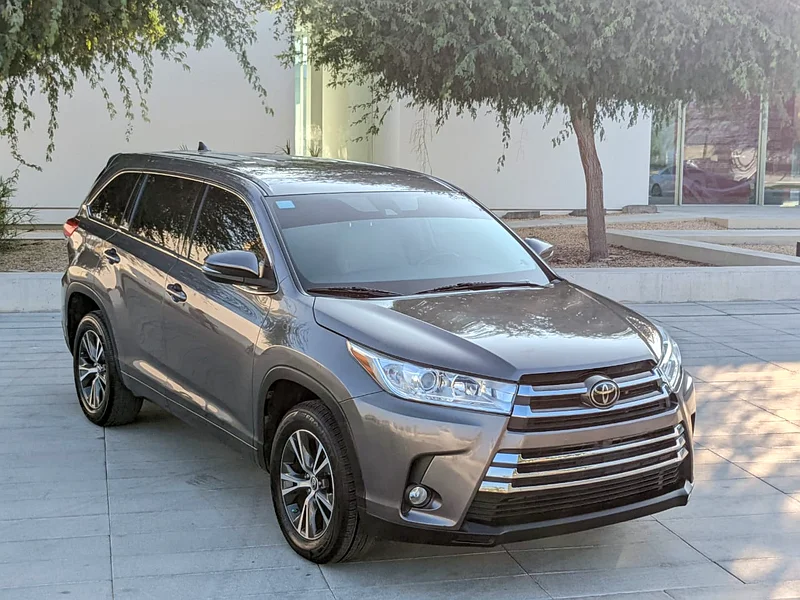 Toyota Highlander 2018 US Specs Very Clean Condition Low KM Car Perfect For Family63437614816259111