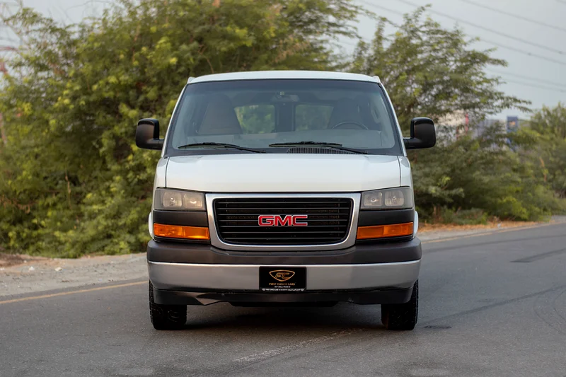 2019 | GMC Savana | 15-Seater Passenger Van | GCC Specs | Automatic | Ref#G3230163398498620418114