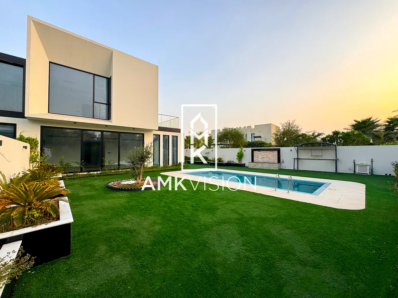 golf and lake view ,private pool,spacious and luxury finishes63879744698881112