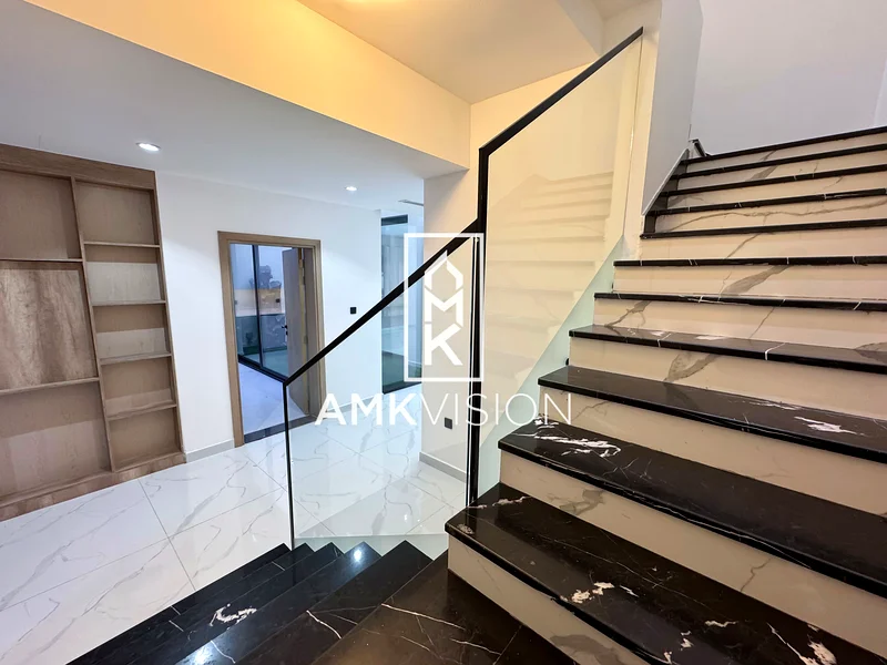 golf and lake view ,private pool,spacious and luxury finishes63879744698881113
