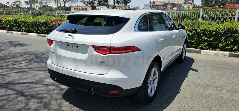 JAJUAR F-PACE FULL 0PTION MODEL 2018 KM 82000 ONLY F.S.H ACCIDENT FREE ORIGINA G.C.C63398482515458112