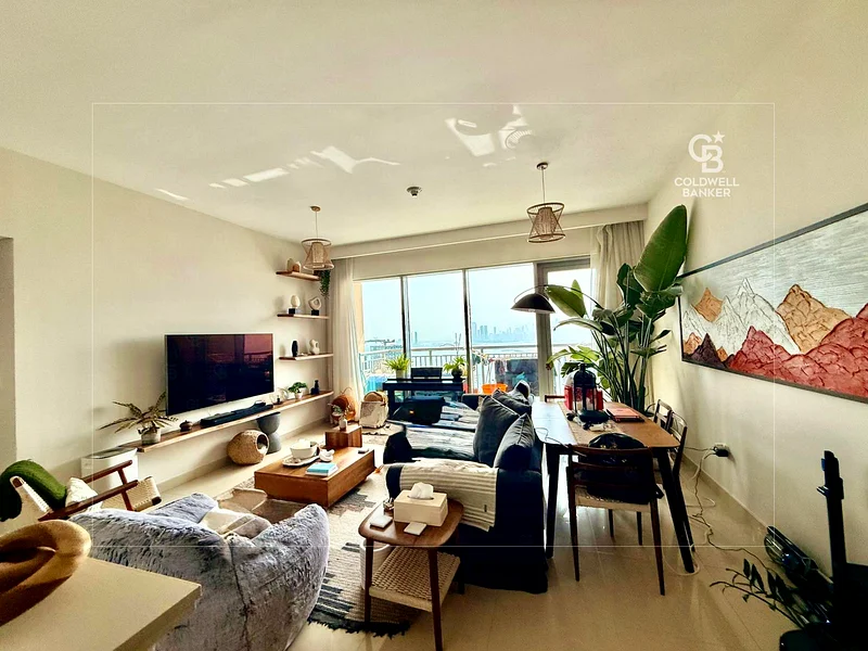 Sea and Skyline Views | High Floor | Exclusive64026744067843112