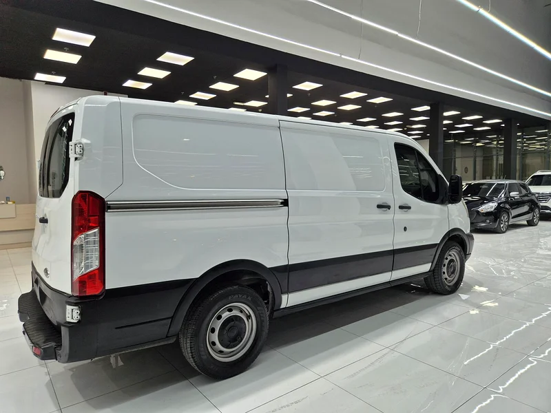 Ford Transit Cargo Van Full service history63399876723330113