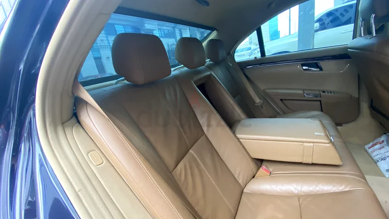 مرسيدس S 280، سنة 2007، كيلومترات قليلة 126,000 كم، 6 أسطوانات (موفرة في استهلاك الوقود).63228280786050114