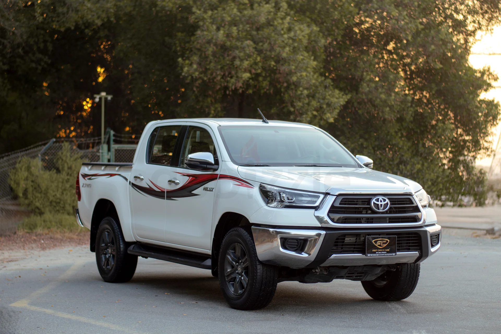 2022 Toyota Hilux Double Cabin - E2ef7df8d0934494beabb7e51fba1ee3