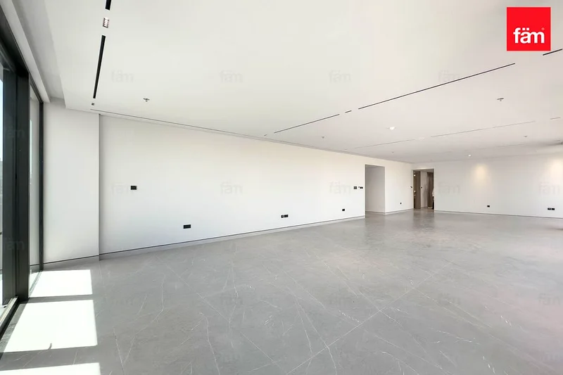 بنتهاوس مصمم حسب الطلب | جديد بالكامل | فاخر63804242809345113