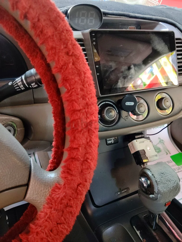 Toyota camry 2005 clean inside and outside63412310318595114