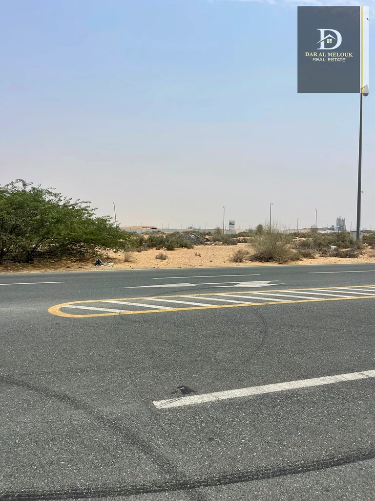 For sale in Sharjah, Al Sajaa Al Hano Al Qadeem area  Industrial land area  17,000 square feet,63819316153858113