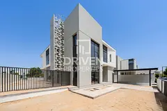 Modern and Corner Unit | Park View | Large Plot