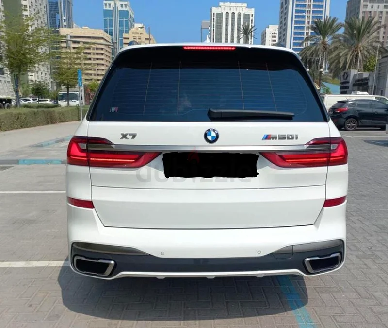 بي إم دبليو X7 M50i 2022 – سيارة دفعٍ رباعي فاخرة فائقة  
حالة ممتازة | ضمان + صيانة حتى عام 202863406332278018111
