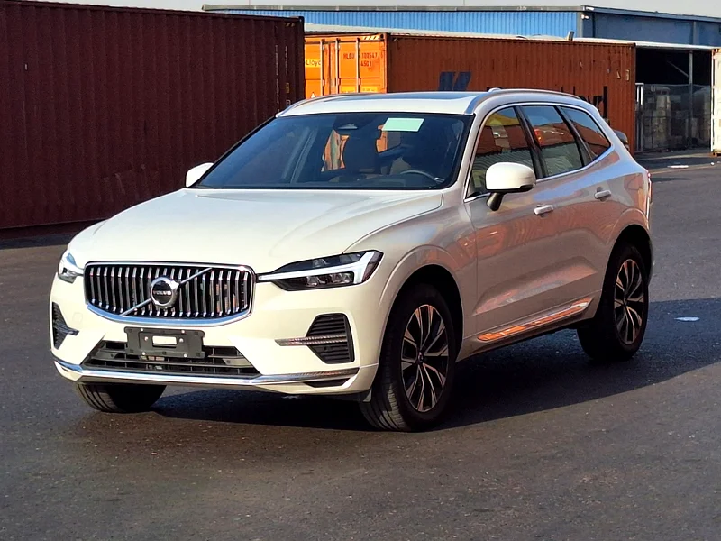 2025 VOLVO XC60 B5 CORE 2WD63398487372162112