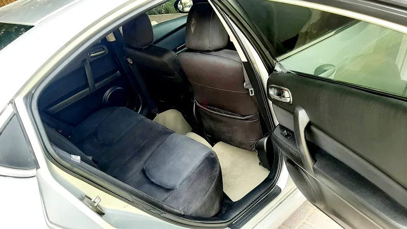 Mazda 6 EX 2009 Model No. 2 Option Fully Automatic GCC Family Used Urgent Sale63398515891969114