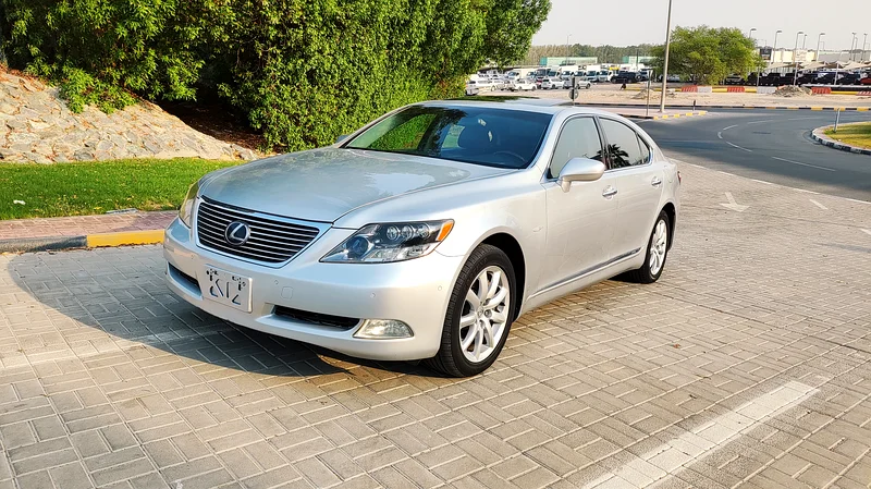 LEXUS LS600H 2008, Japanese VIP, full options, original kilometers, cross control, very clean63398645085443113