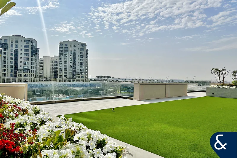 Vacant | Luxurious | Motivated Seller |64026986947585114