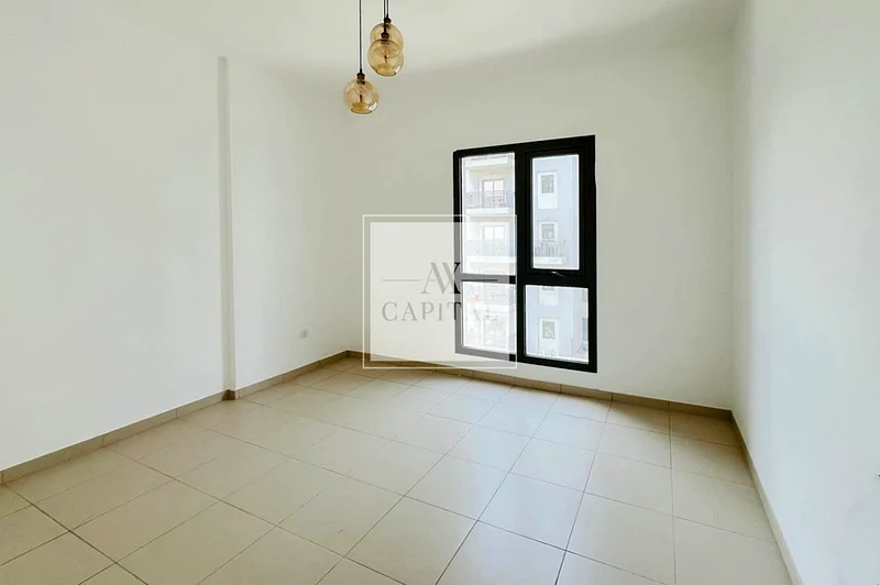 عائد استثماري مرتفع | موقع متميز | بائع حريص63951827283713113