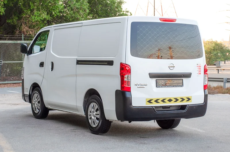 2022 Nissan Urvan | Standard Roof Delivery Van | GCC Specs | Ref#N3221063412536917251113