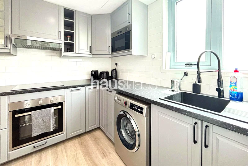 Fully Upgraded | Vacant and Furnished | Near Metro64036191824129112