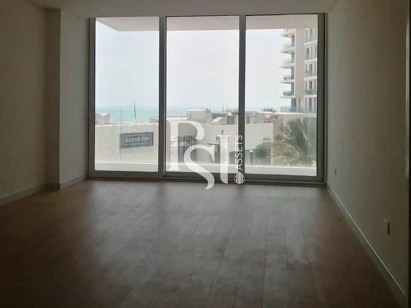 Hot Deal | Sea View | Exclusive With Us63852185510401112