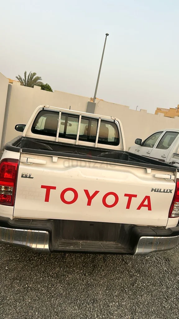 Hilux 2x4 double cabin63401313101185111