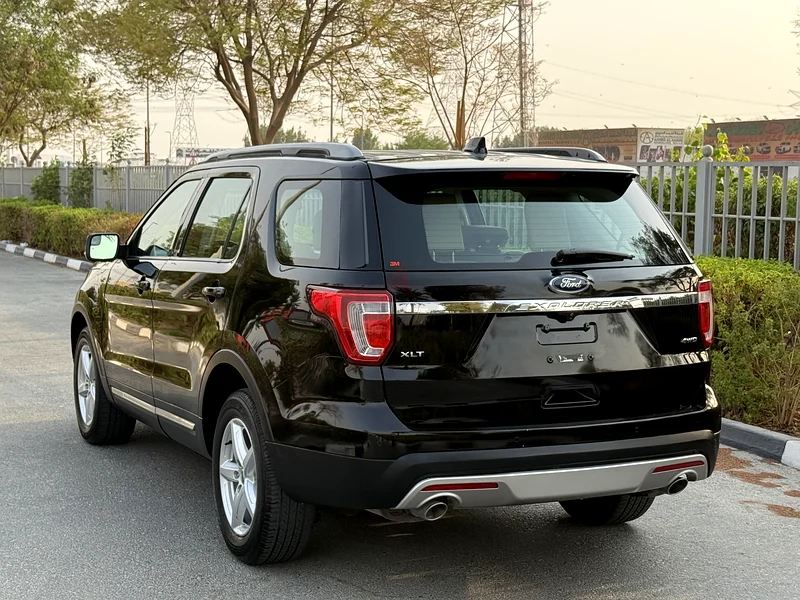 Ford Explorer 2017 XLT full option Good condition63399888270849114