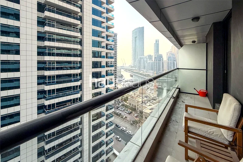 Vacant | Marina View | High Floor64040037371010114