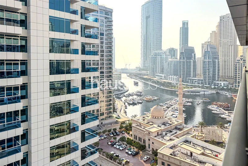 Vacant | Marina View | High Floor64040037371010110