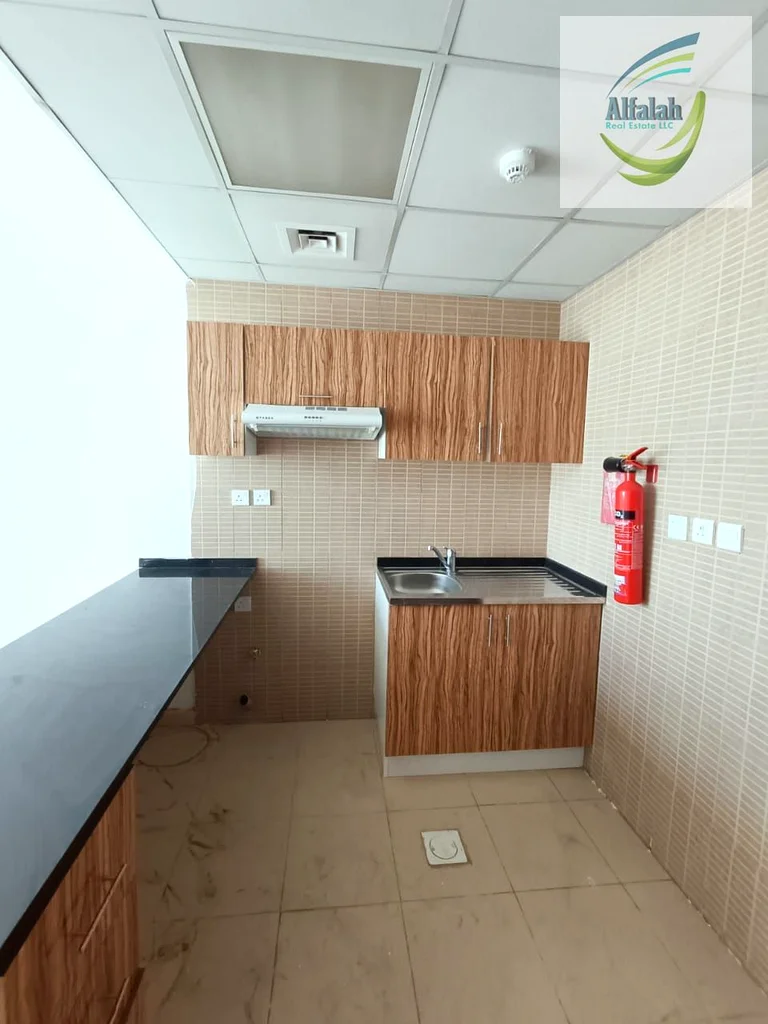 One-bedroom apartment with a, 2 bathrooms, and a balcony With parking63891019991937111
