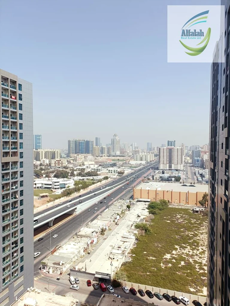 One-bedroom apartment with a, 2 bathrooms, and a balcony With parking63891019991937114