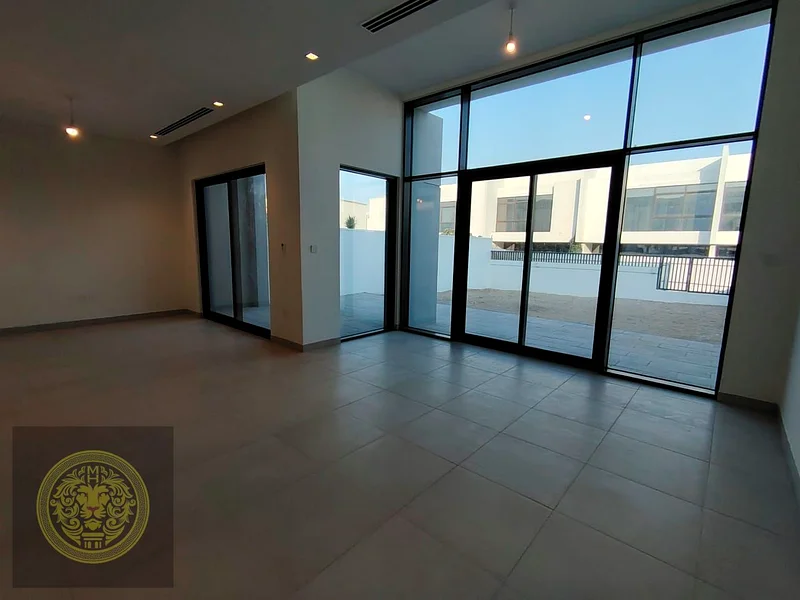 جديد بالكامل | 3 غرف نوم | صف فردي | بالقرب من المرافق | مروج غرب الفرجان63762512566019111