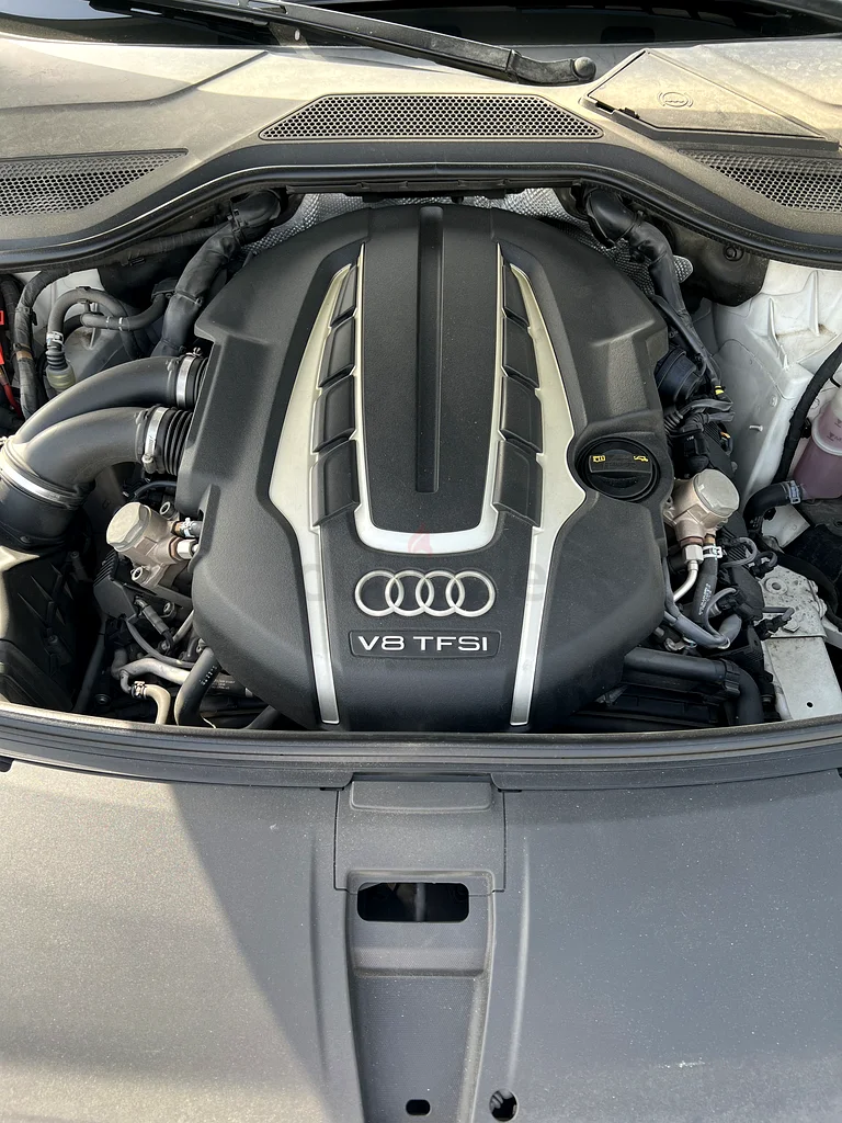 Audi A8L 60 TFSI quattro63406920793985114