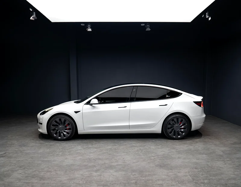 SUMMER PRIVÉ OFFER • 2,345x60 • 0% DP • 2023  Tesla Model 3 Performance (Full Self Driving Computer)63398506514307111