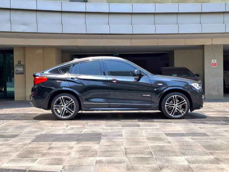 AED 1390/month | 2017 BMW X4 Xdrive28i | GCC Specs | Ref#35082963406212421505113