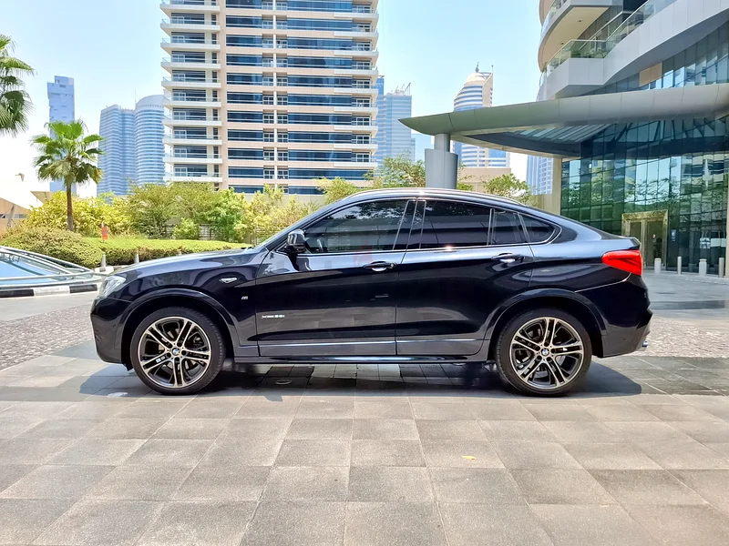 AED 1390/month | 2017 BMW X4 Xdrive28i | GCC Specs | Ref#35082963406212421505114