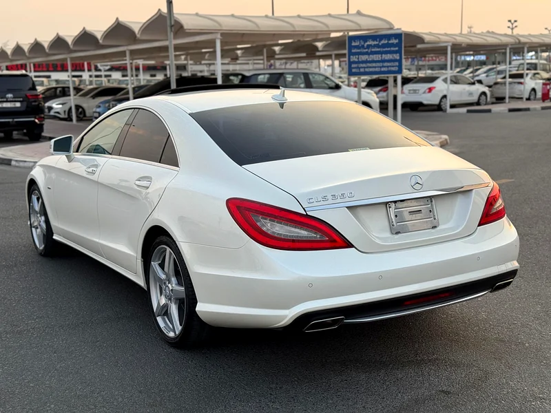 Mercedes-Benz CLS350 V6  AMG PACKAGE LOW Kilometer Auction Grade 4.5/B63399927602307113