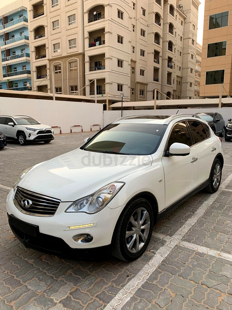2015 INFINITI QX50 Luxury with Low KMs633985794787851112