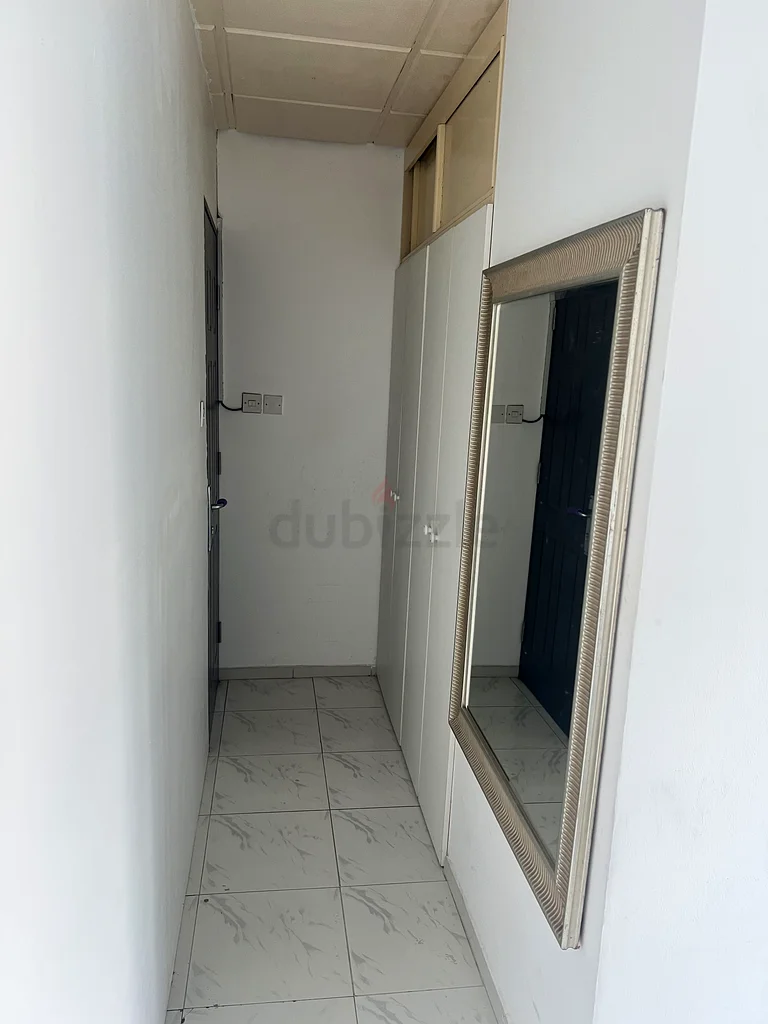 LADIES ONLY : Single room Sheikh Zayed Road63315136114305112