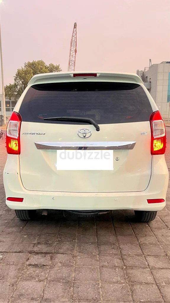Reliable and spacious 7-seater car with a fuel-efficient engine and smooth performance. Perfect for63402408339201111