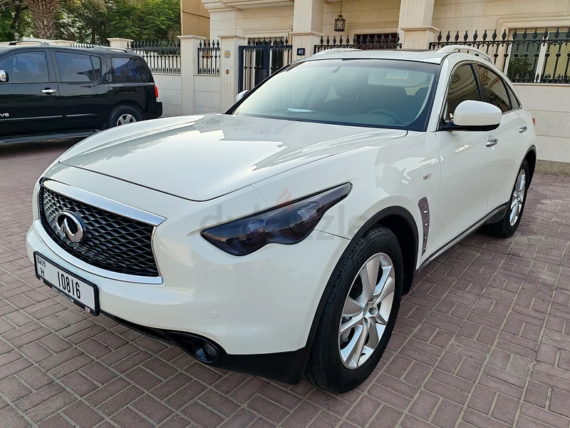 QX70 2017 Model GCC Low Mileage Super Clean63398553913601112