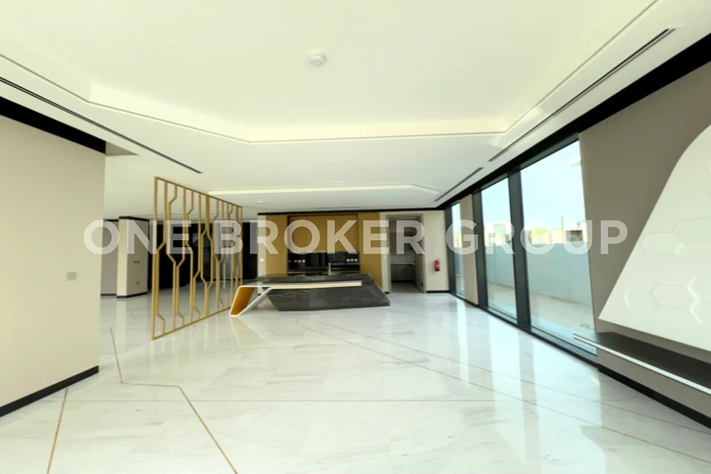 Ultra-Luxury Villa | 6B + Maids | Type V1064042581364611110